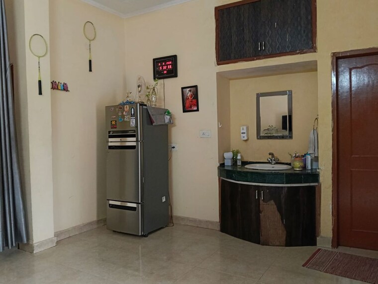 Living Room, sector 15 2 Bedroom 1800 Sq.Ft. Builder Floor In Sector 15 Gurgaon 10580696