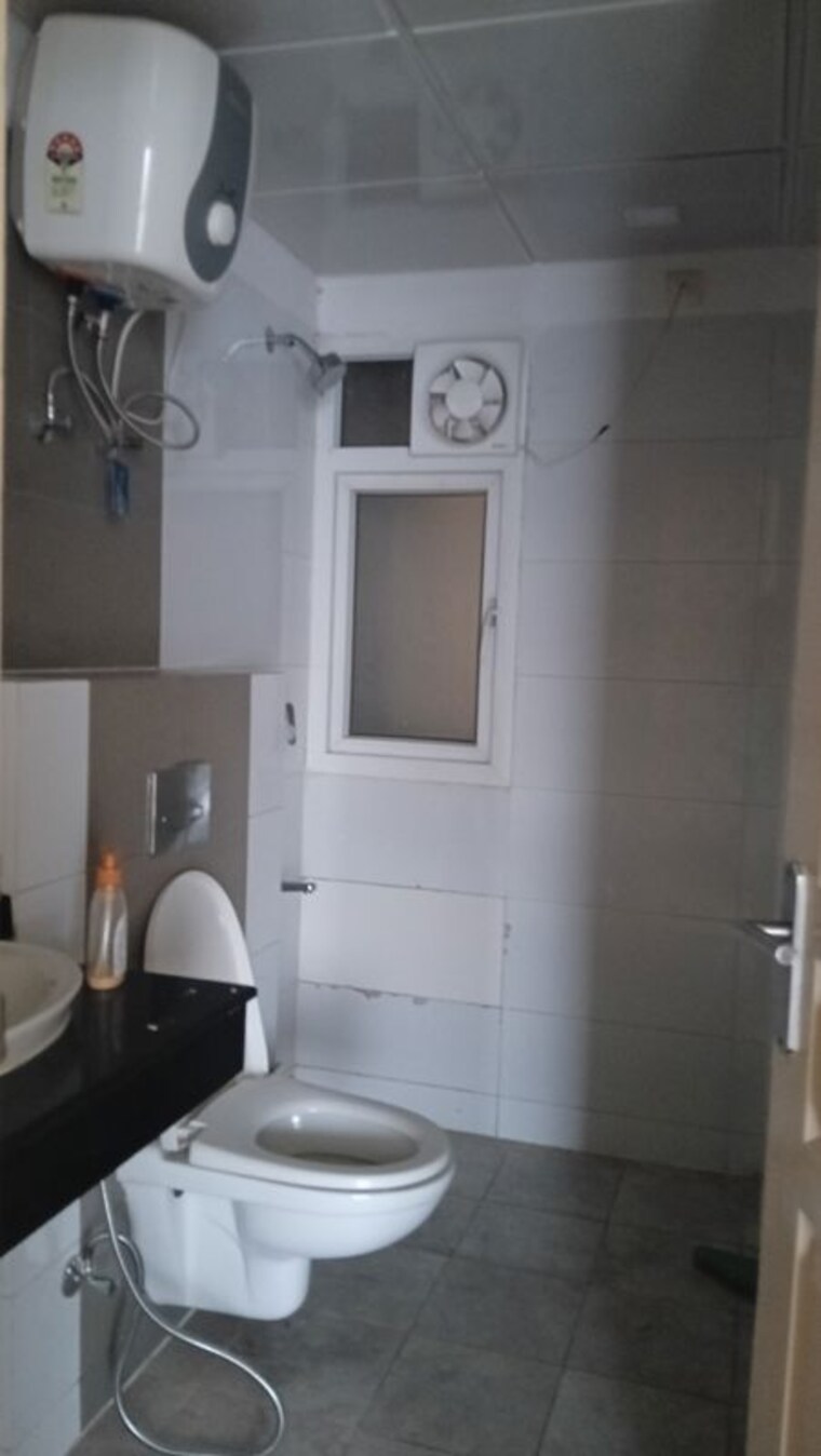 Bathroom, mahindra-aura 4 Bedroom 2428 Sq.Ft. Apartment In Sector 110a Gurgaon 10580690