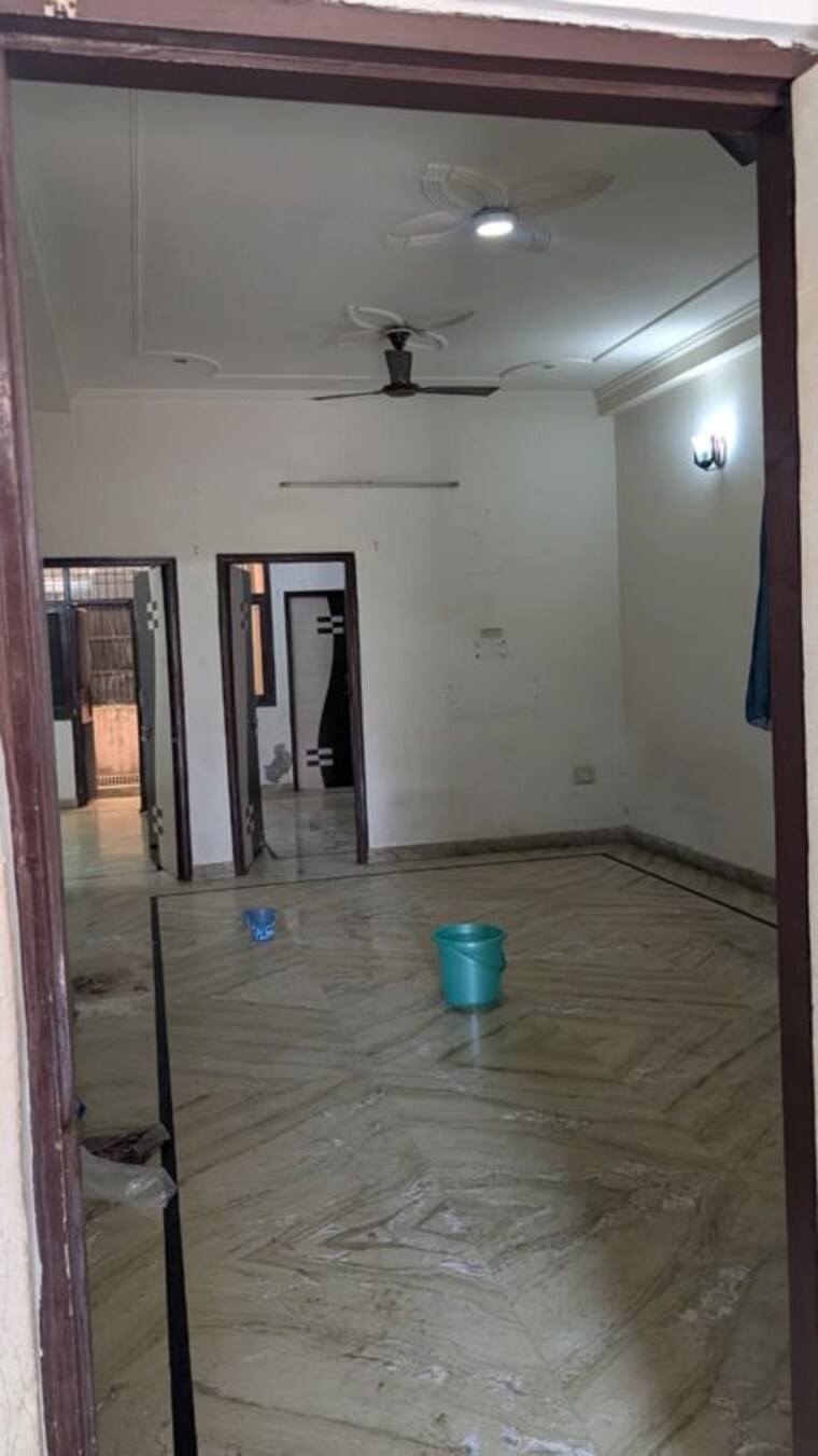 Room, kanha-apartments-indirapuram 3 Bedroom 1200 Sq.Ft. Builder Floor In Shakti Khand 2 Ghaziabad 10580522