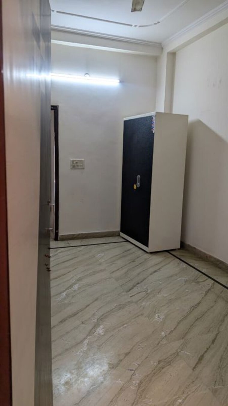 Room, kanha-apartments-indirapuram 3 Bedroom 1200 Sq.Ft. Builder Floor In Shakti Khand 2 Ghaziabad 10580522