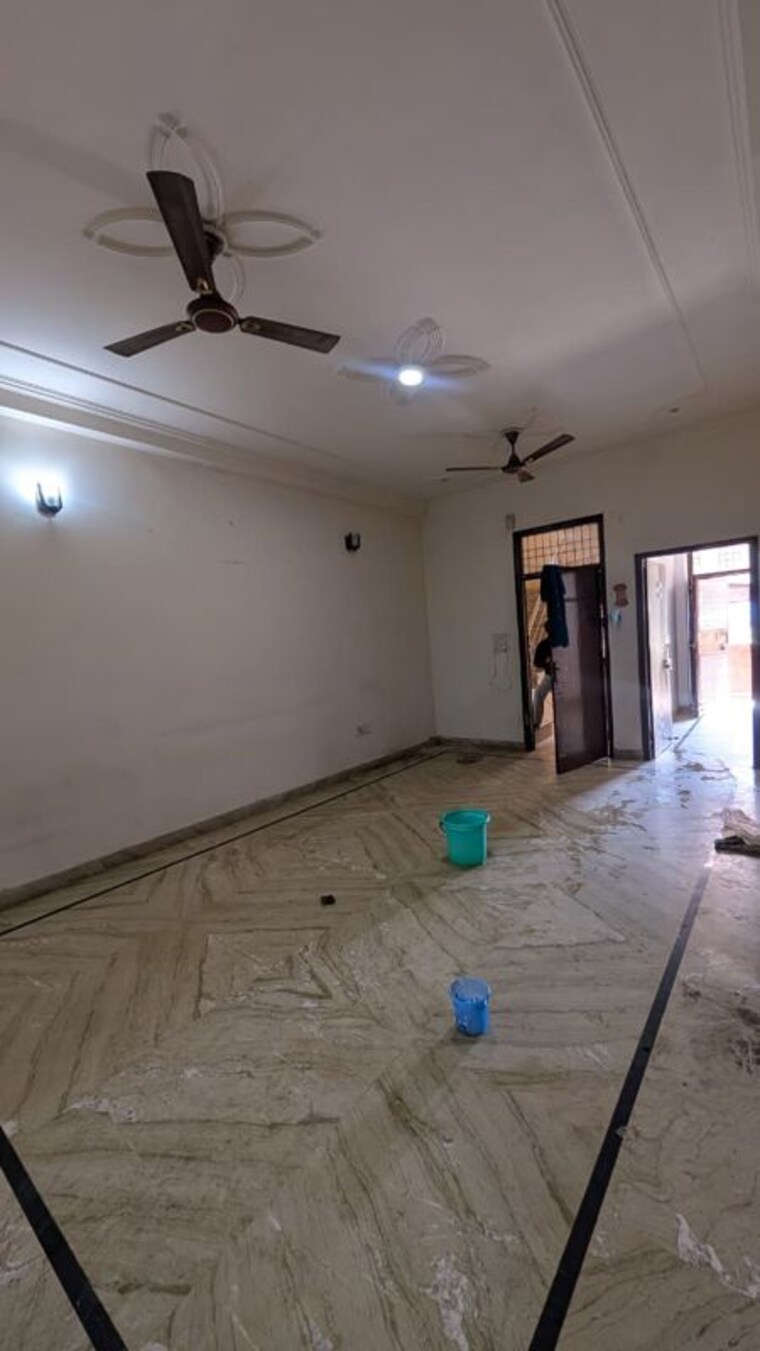 Room, kanha-apartments-indirapuram 3 Bedroom 1200 Sq.Ft. Builder Floor In Shakti Khand 2 Ghaziabad 10580522