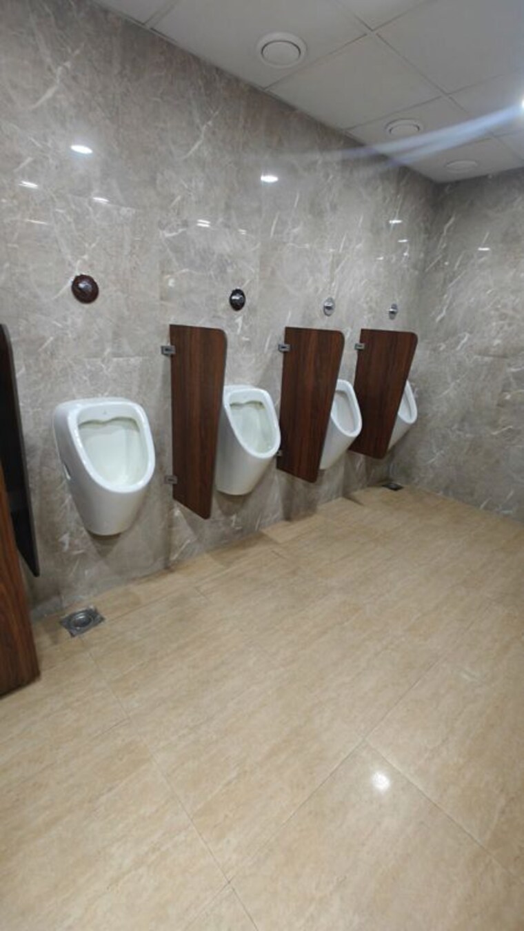 Bathroom, rustomjee-central-park-commercial Commercial Office Space 6000 Sq.Ft. In Andheri East Mumbai 10580700