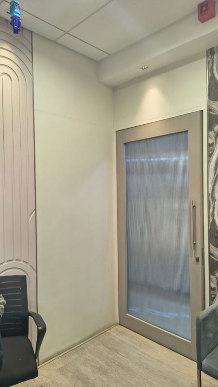 Room, neptune-eastern-business-district Commercial Office Space 1500 Sq.Ft. In Bhandup West Mumbai 10580741