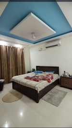 3 BHK + Store Room 2000 Sq.Ft. Builder Floor in City Heights