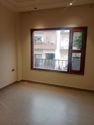 Room in 3.5 BHK Builder Floor at Baberpur Mandi – for Rent
