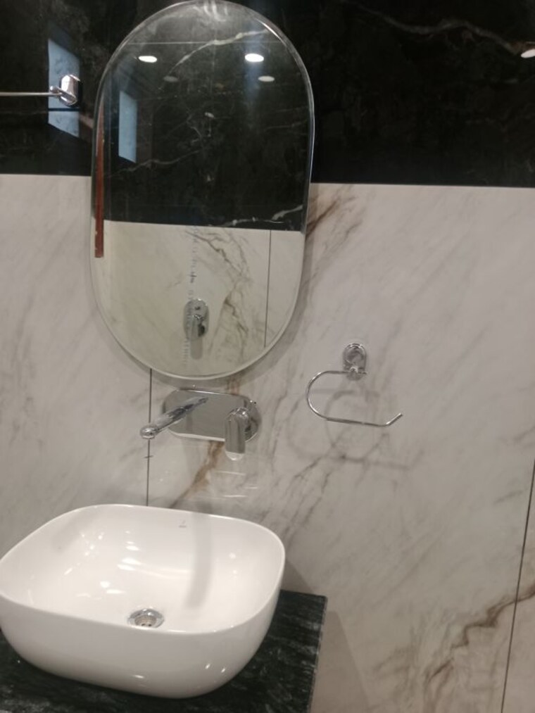 Bathroom, baberpur mandi 3.5 Bedroom 1985 Sq.Ft. Builder Floor In Baberpur Mandi Panipat 10580742
