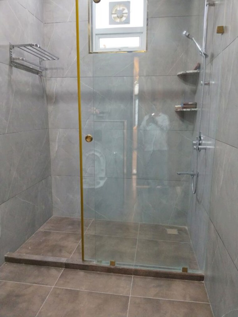 Bathroom, vasant kunj 4 Bedroom 3200 Sq.Ft. Apartment In Vasant Kunj Delhi 10580758