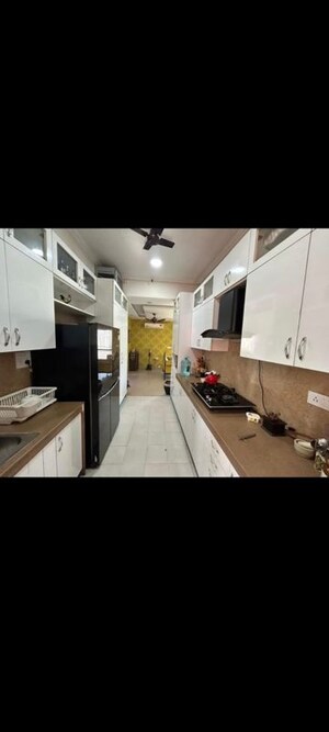 Kitchen in 4 BHK Builder Floor at Vasundhara Complex, Vasundhara Sector 16 – for Rent
