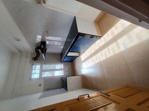 Team Area in 3 BHK Villa at Chenikuthi – for Rent
