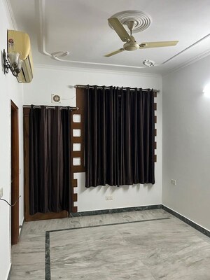Bedroom in 3 BHK Builder Floor at South City 1 – for Rent