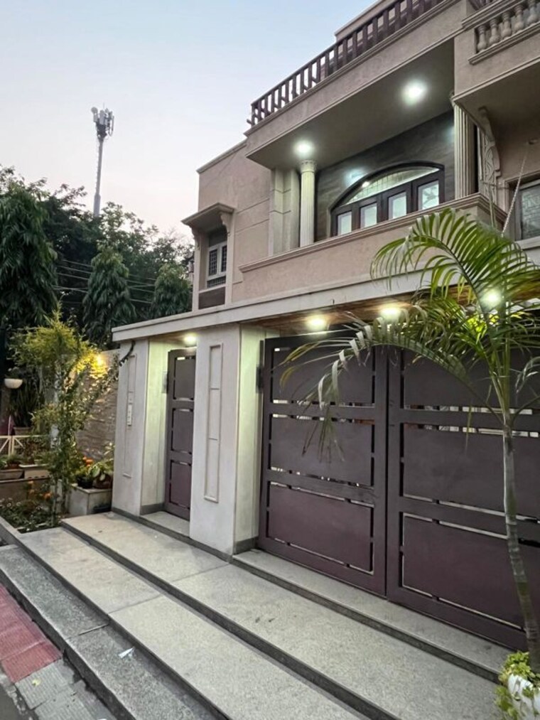 Exterior View, south city 1 3 Bedroom 2200 Sq.Ft. Builder Floor In South City 1 Gurgaon 10580800