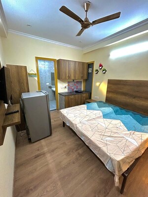 Bedroom in 2 BHK Builder Floor at Sector 45 – for Rent