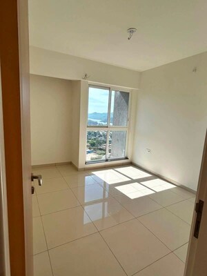 2 BHK Apartment For Sale in Godrej Emerald, Ghodbunder Road