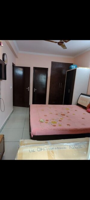 Bedroom in 3 BHK Apartment at Gardenia Gitanjali, Vasundhara Sector 16 – for Rent