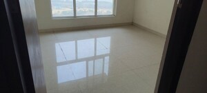 Room in 2 BHK Apartment at Lodha Amara, Kolshet Road – for Sale