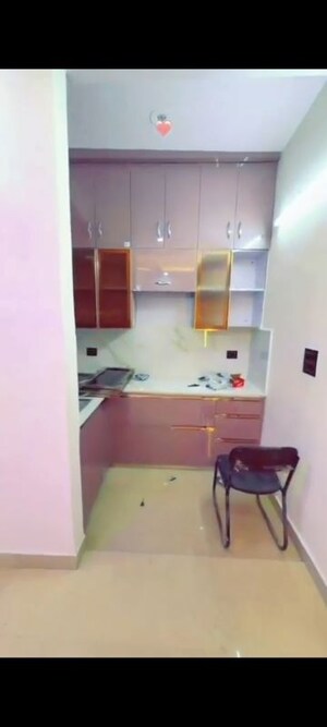 Furnished Amenities in 2 BHK Builder Floor at Pratap Vihar – for Sale