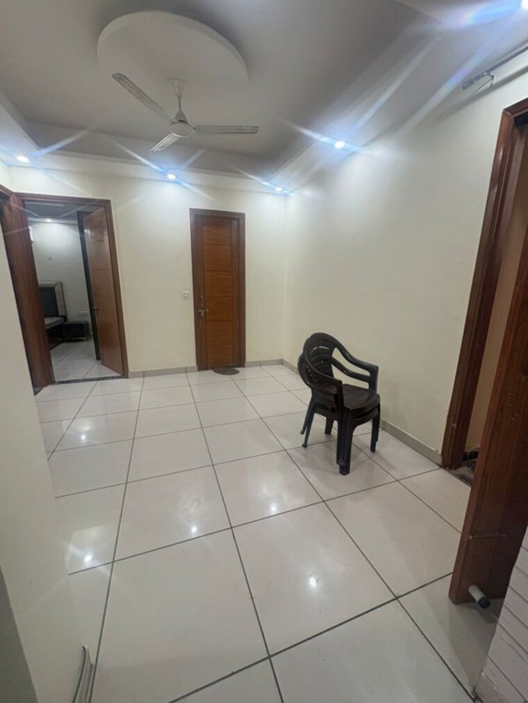 Team Area, sector 45 2 Bedroom 870 Sq.Ft. Builder Floor In Sector 45 Gurgaon 10580886