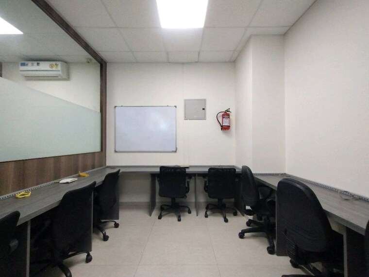 Team Area, ellora-fiesta Commercial Office Space 1500 Sq.Ft. In Sanpada Navi Mumbai 10580940