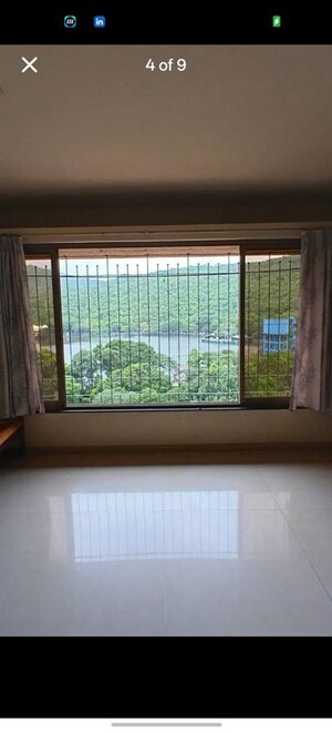 Room in 4 BHK Apartment at Lotus Upvan, Pokhran Road No Two – for Rent