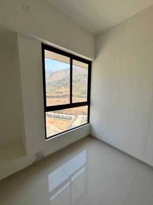 Room in 1 BHK Apartment at Wadhwa Wise City, Old Panvel – for Rent