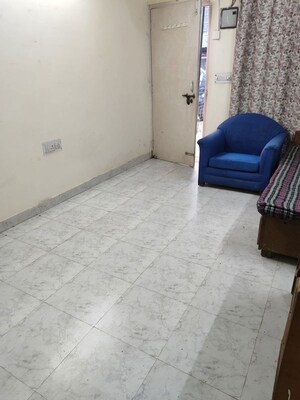 Parking in 1 RK Villa at Sector 31 – for Rent