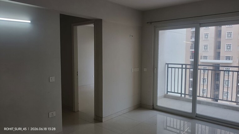 Room, eldeco-live-by-the-greens 2 Bedroom 1100 Sq.Ft. Apartment In Sector 150 Noida 10580919