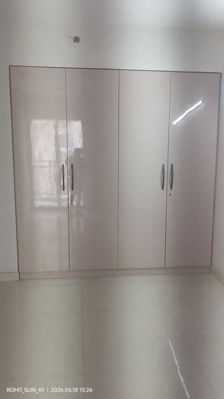 Room, eldeco-live-by-the-greens 2 Bedroom 1100 Sq.Ft. Apartment In Sector 150 Noida 10580919