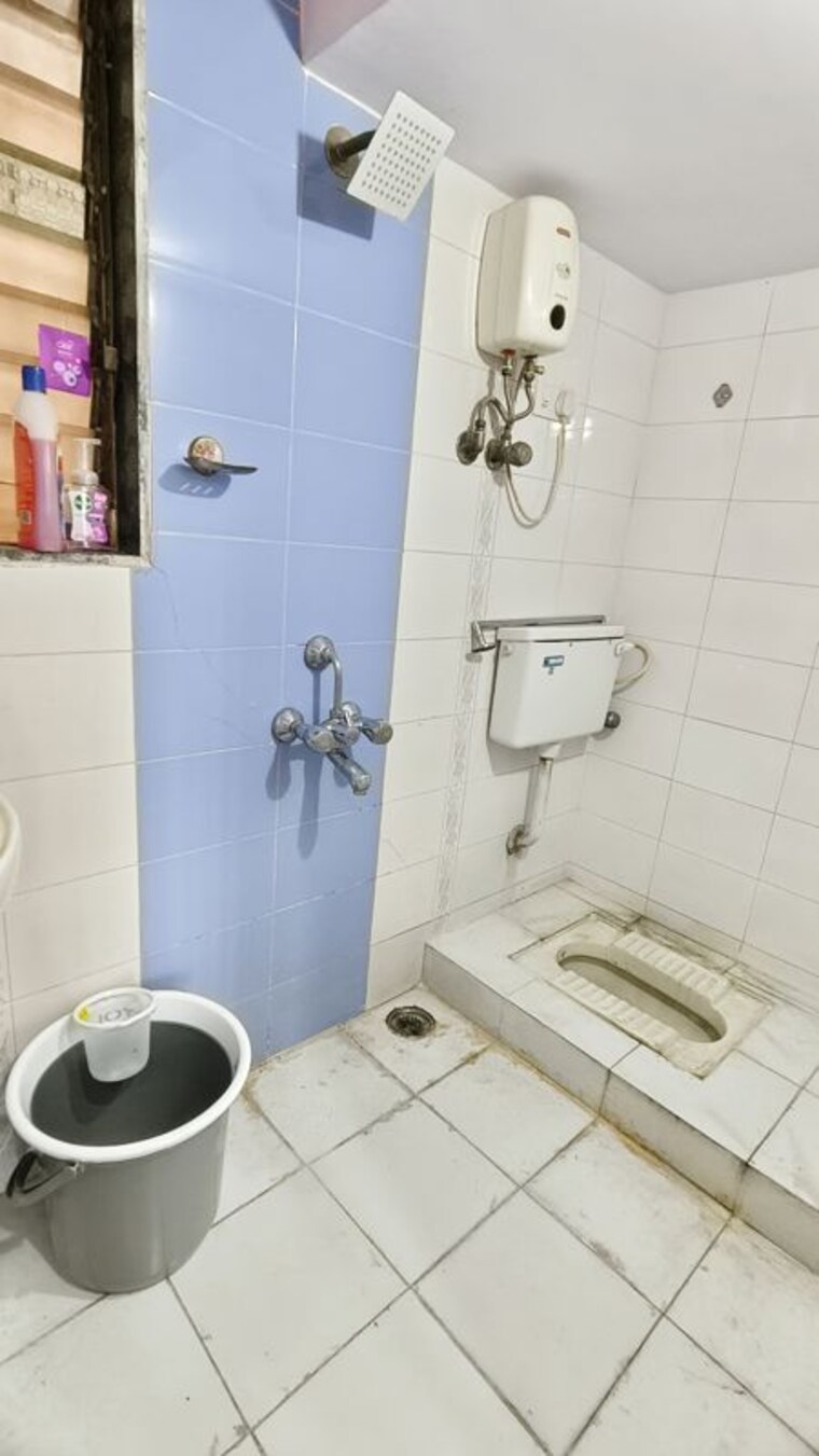 Bathroom, riddhi-garden 1 Bedroom 645 Sq.Ft. Apartment In Malad East Mumbai 10580905