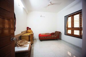 Bedroom in 4 BHK Independent House at Hathijan – for Sale