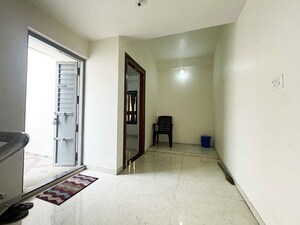 Room in 4 BHK Independent House at Hathijan – for Sale