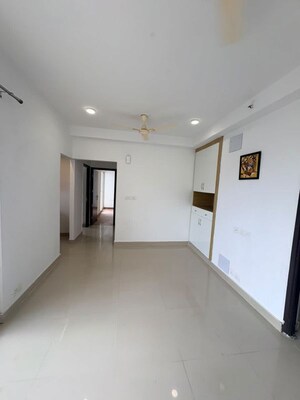 Room in 1 BHK Builder Floor at Indrapuram – for Sale