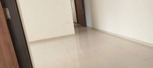 Room in 3 BHK Apartment at Lodha Amara, Kolshet Road – for Sale