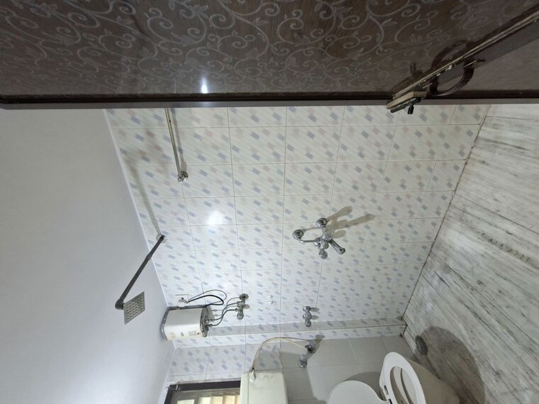 Bathroom, evershine nagar 1 Bedroom 475 Sq.Ft. Apartment In Evershine Nagar Mumbai 10581017