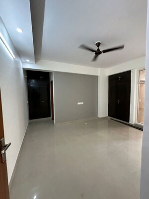 3 BHK Apartment For Sale in Nirala Greenshire, Sector 2 Greater Noida