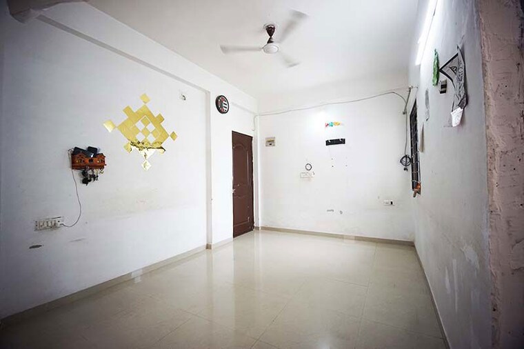 Room, chandkheda 2 Bedroom 90 Sq.Yd. Apartment In Chandkheda Ahmedabad 10581073
