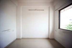 Room in 2 BHK Apartment at Chandkheda – for Sale