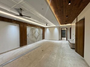Balcony in 3 BHK Builder Floor at Ashram – for Sale
