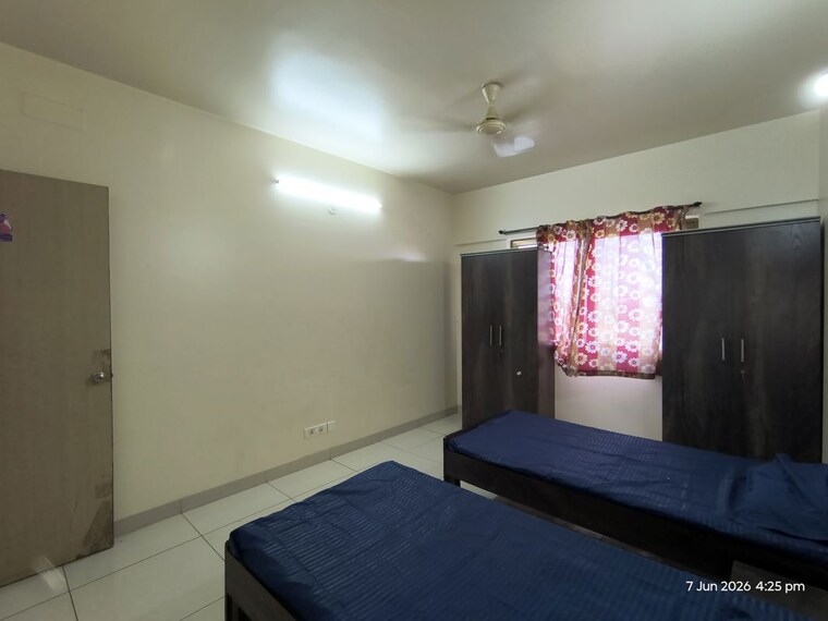 Bedroom, paranjape-blue-ridge Pg For Girls In Hinjewadi 10580911