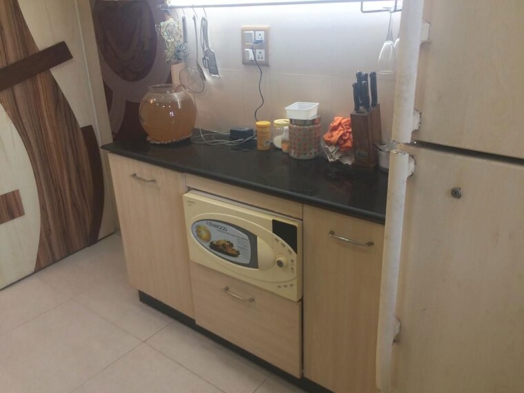 Kitchen, kohinoor-city-phase-i 3 Bedroom 1000 Sq.Ft. Apartment In Kurla Mumbai 10581104