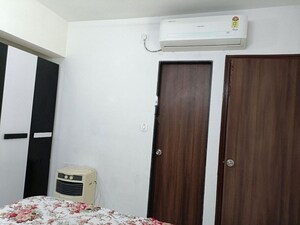 Bedroom in 3 BHK Apartment at Tata Serein, Pokhran Road No Two – for Rent