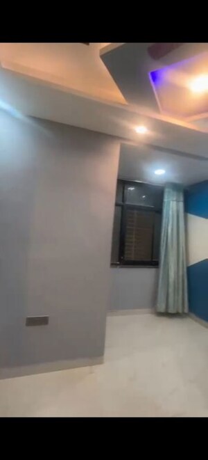 Room in 2 BHK Apartment at Shipra Suncity, Vaibhav Khand – for Sale