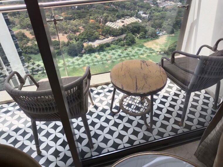 Balcony, oberoi-realty-esquire 3 Bedroom 1450 Sq.Ft. Apartment In Goregaon East Mumbai 10581115