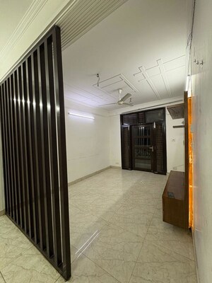 Room in 4 BHK Apartment at Sector 18 Dwarka – for Rent