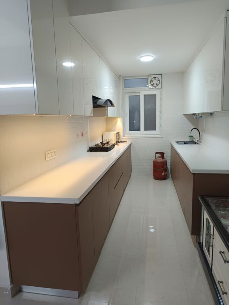 Kitchen, dlf-green-avenue 2 Bedroom 1650 Sq.Ft. Builder Floor In Dlf Phase iv Gurgaon 10581124