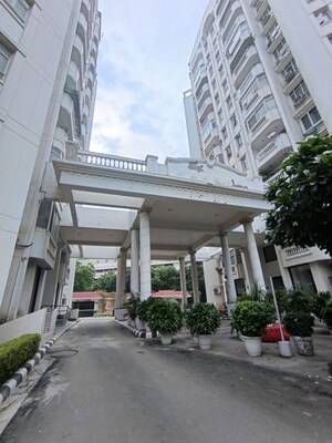 3 BHK Apartment For Rent in Kohli One Housing Malibu Condominiums High Rise, Sector 47