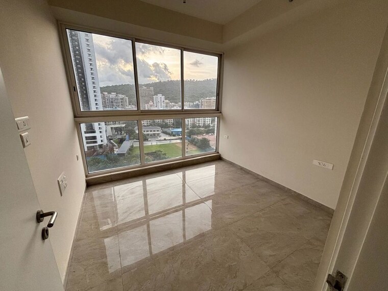 Room, dosti-west-county-phase-2-dosti-cedar 3 Bedroom 1180 Sq.Ft. Apartment In Balkum Pada Thane 10581159