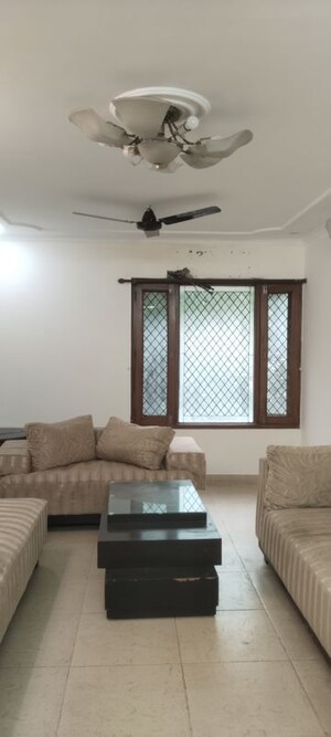 Living Room in 2 BHK Apartment at Sarita Vihar – for Rent