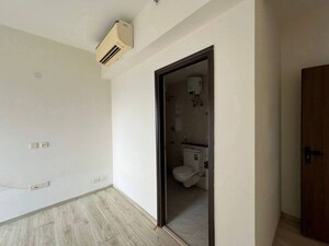 Room in 3 BHK Apartment at Smart World Gems, Sector 89 – for Rent