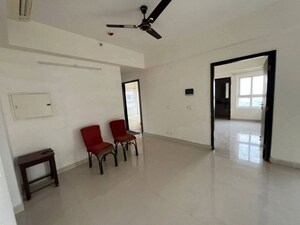 Room in 3 BHK Apartment at Smart World Gems, Sector 89 – for Rent