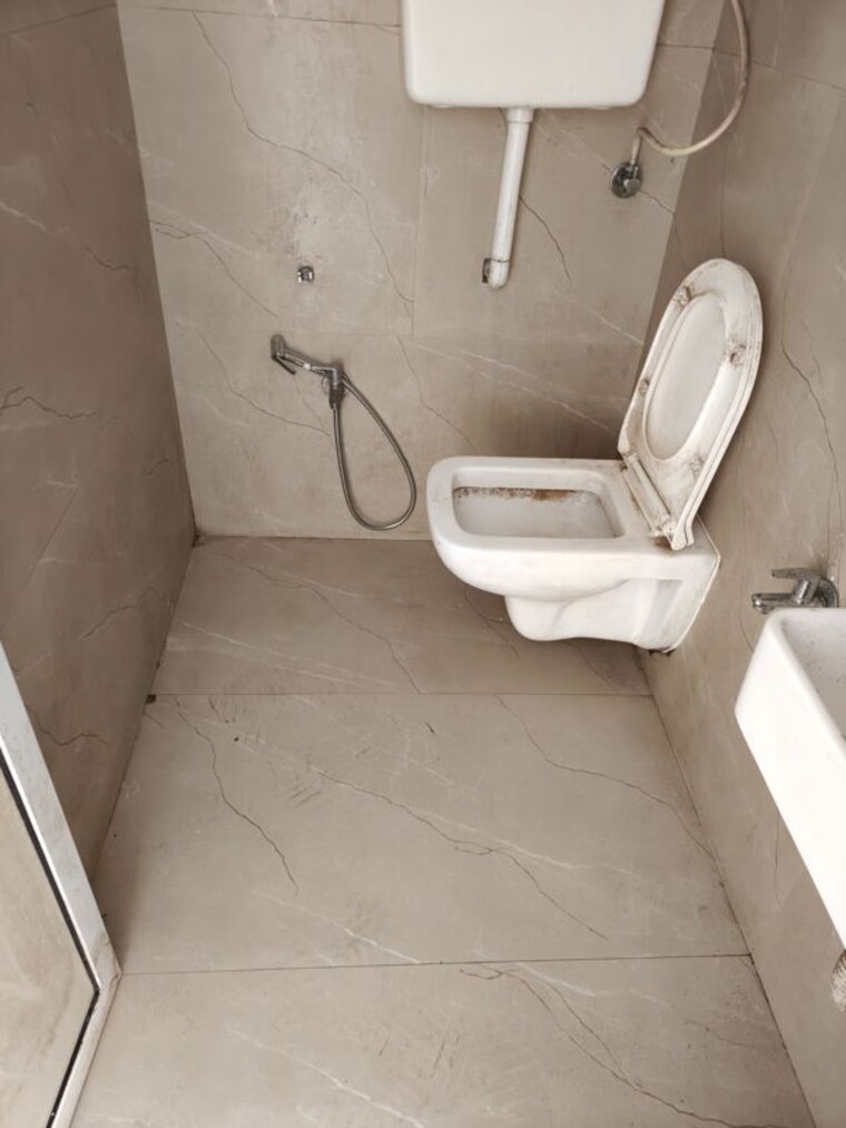 Bathroom, moreshwar-19-east Commercial Shop 900 Sq.Ft. In Nerul Navi Mumbai 10581162
